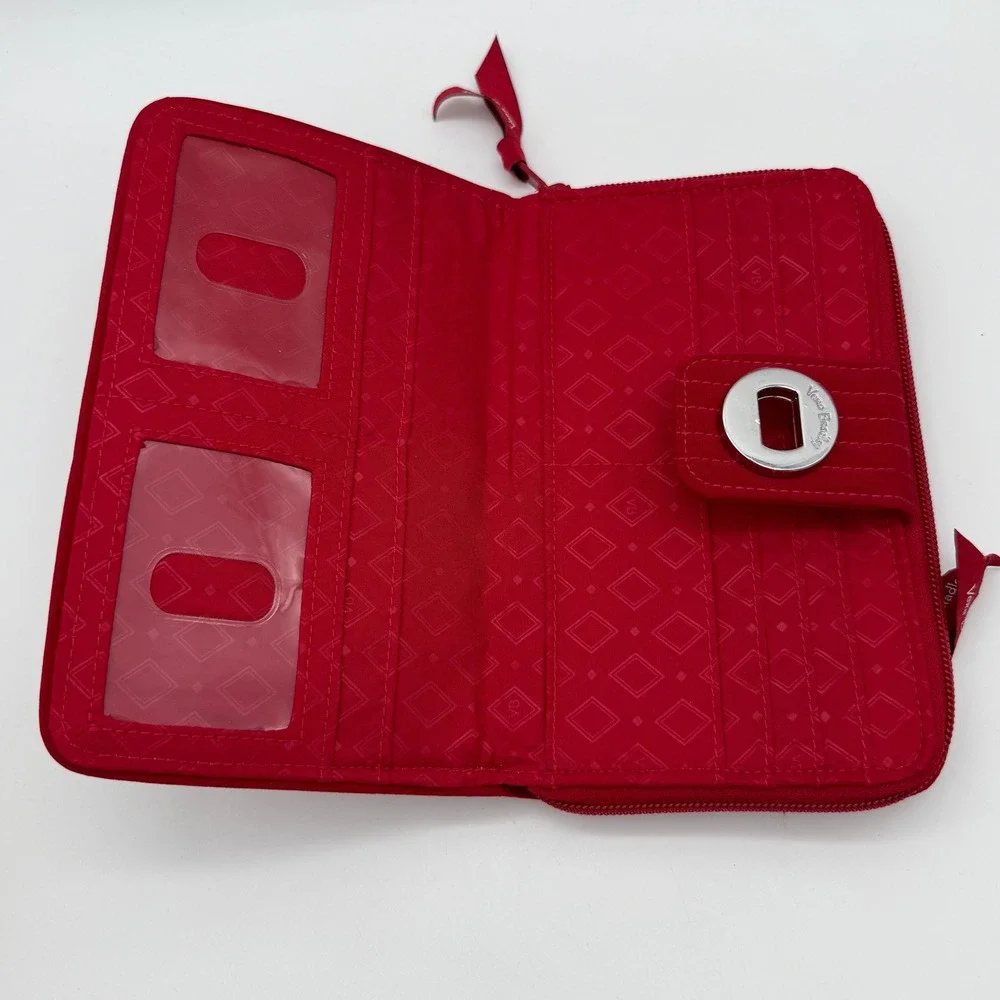 Vera Bradley RFID Turnlock Wallet Tango Red Quilted Microfiber 24888 NWOT